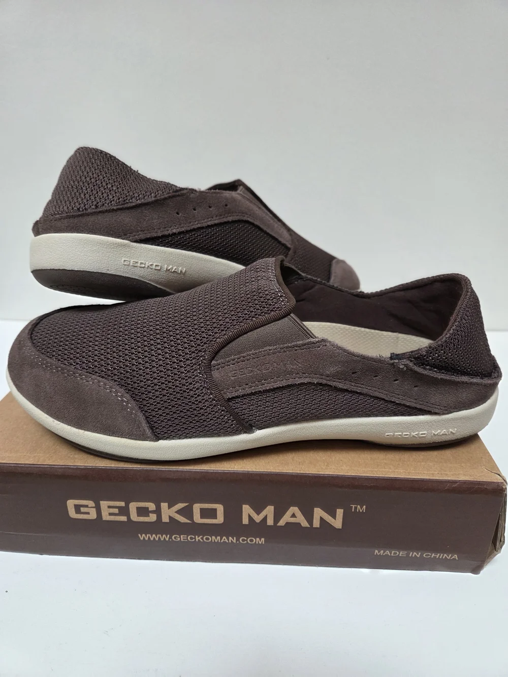 Geckoman Men's 9.5 Brown Mesh Shoes